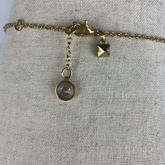 Decorative necklace - Picture 2 of 3